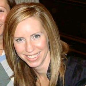 Meet your Posher, Lora